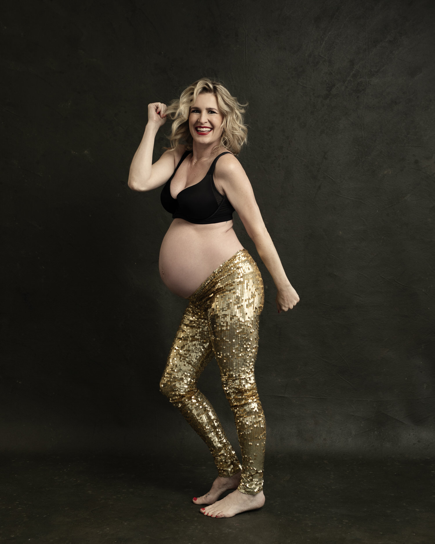 fun maternity photoshoot.