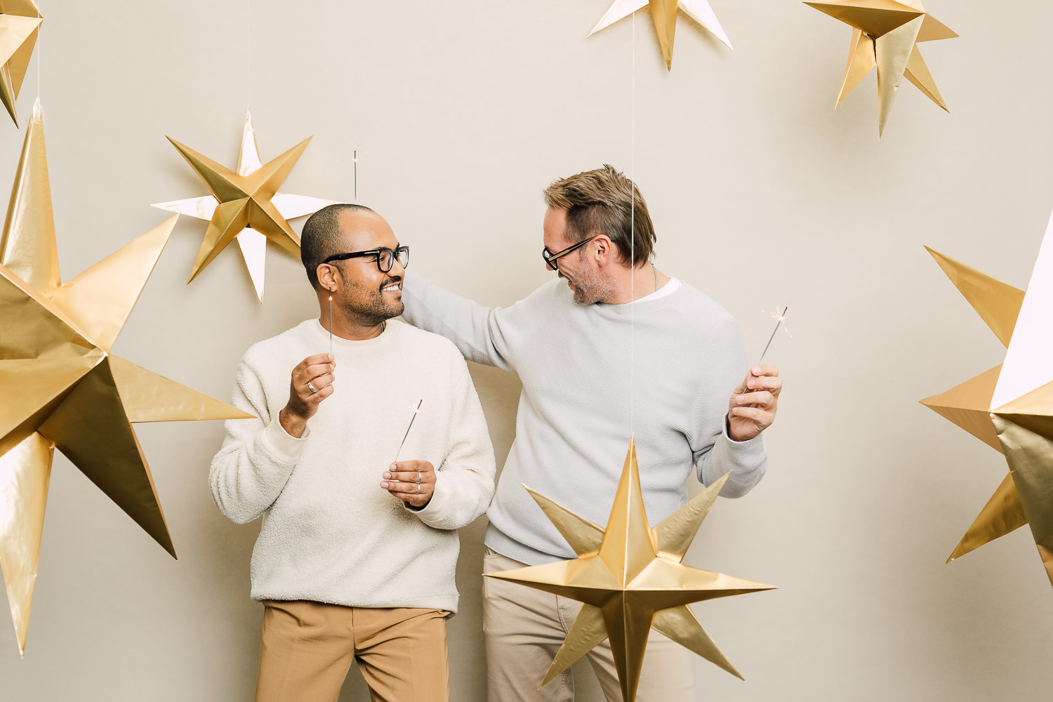 Toronto Christmas mini session in studio