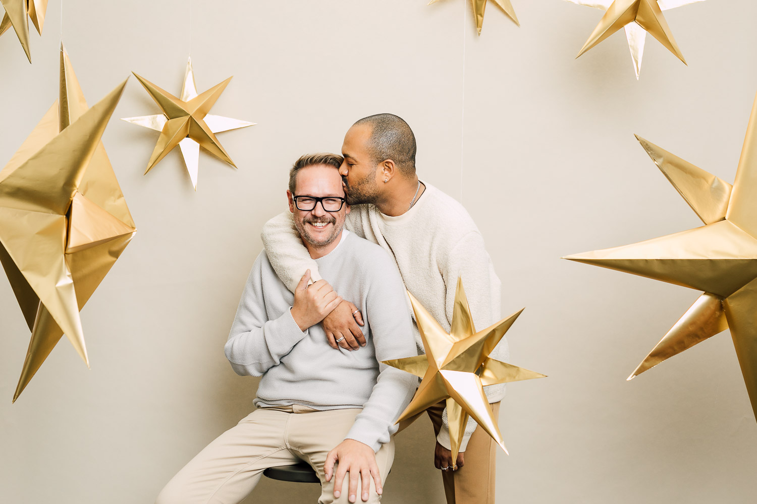 Toronto holiday mini session in studio