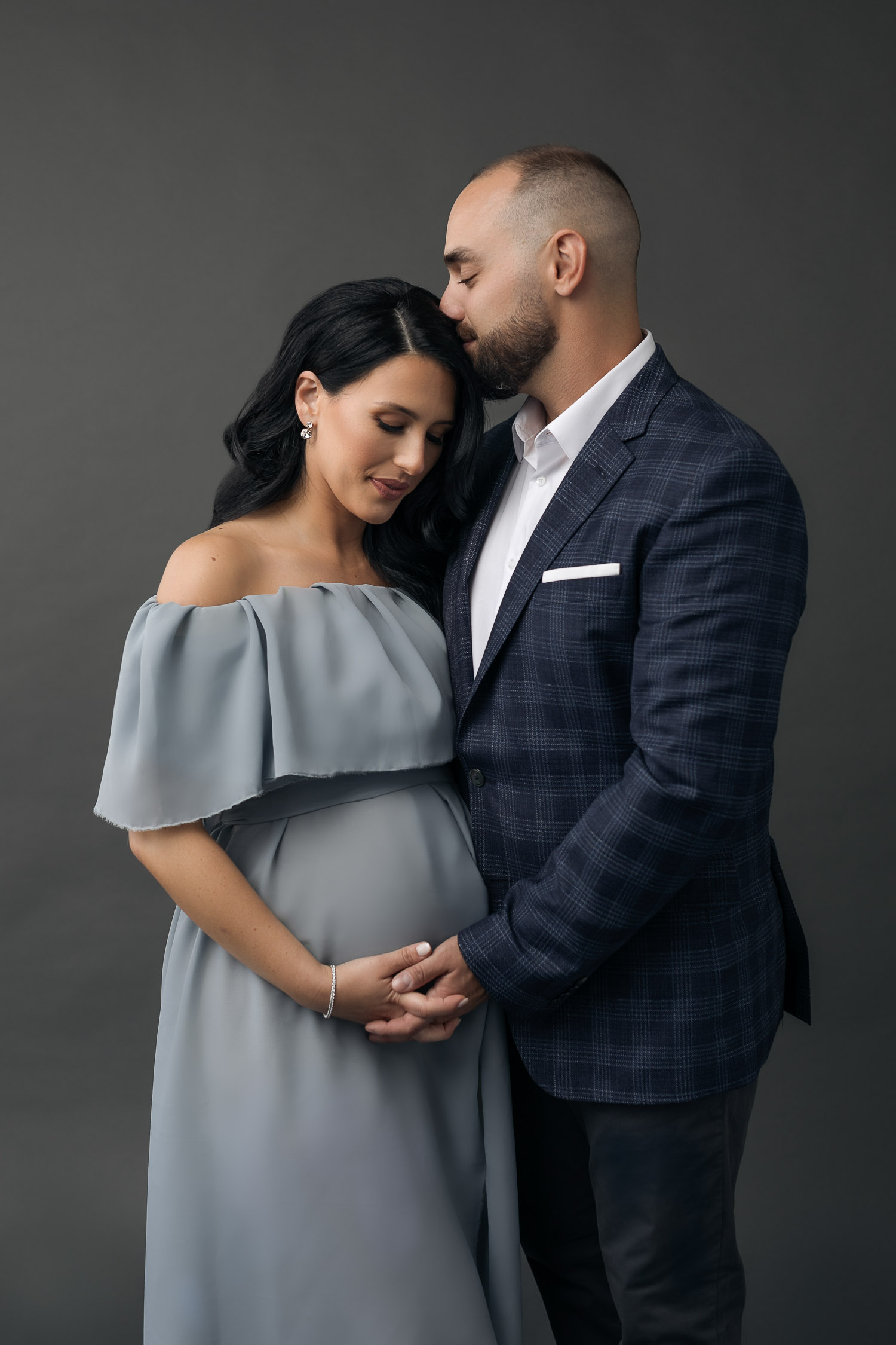 Maternity session in toronto studio