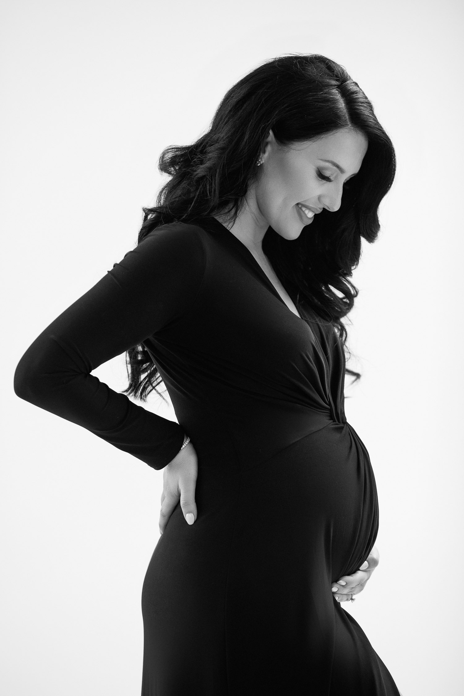 Black and white maternity photography