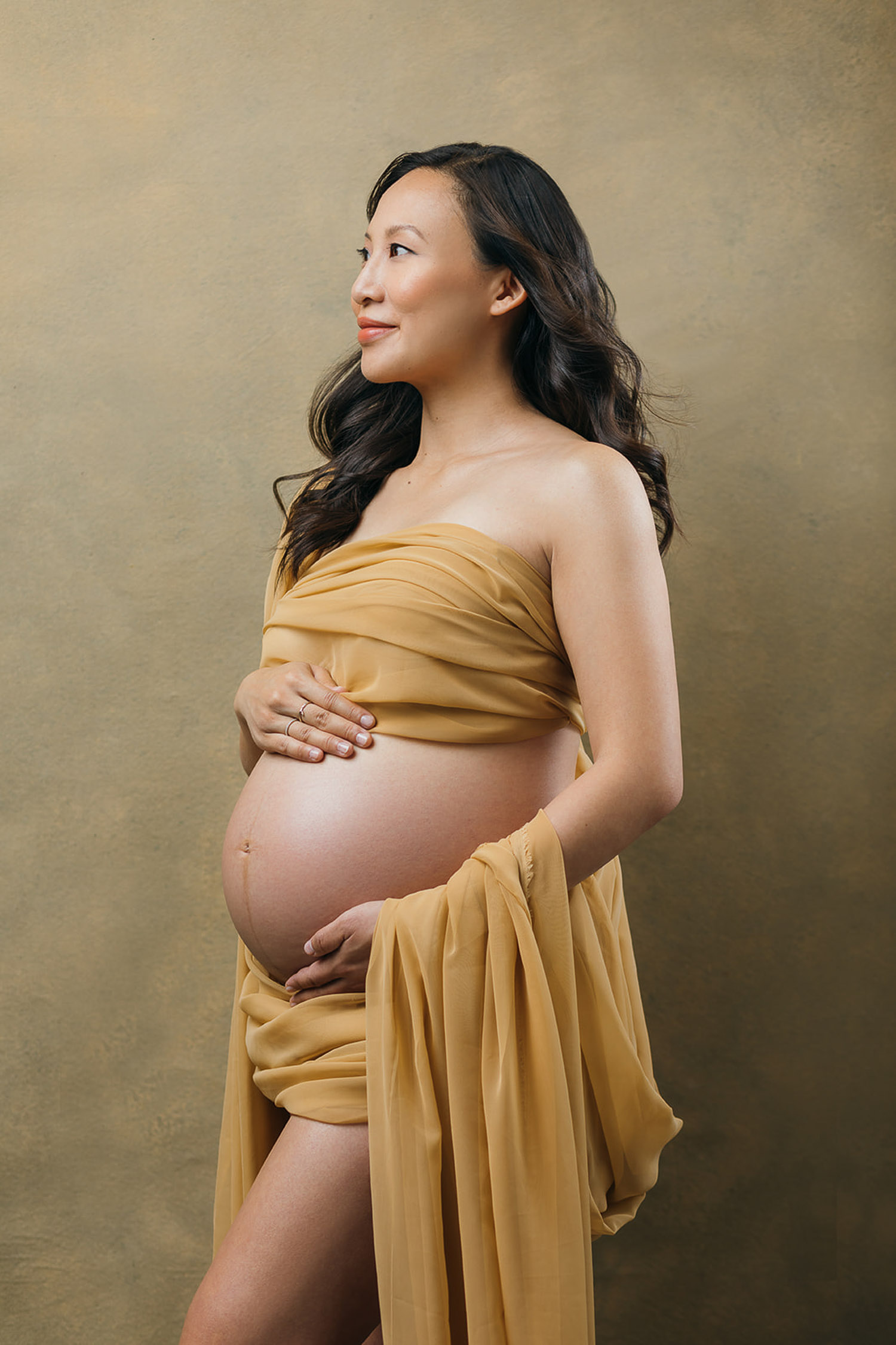 Editorial maternity photography